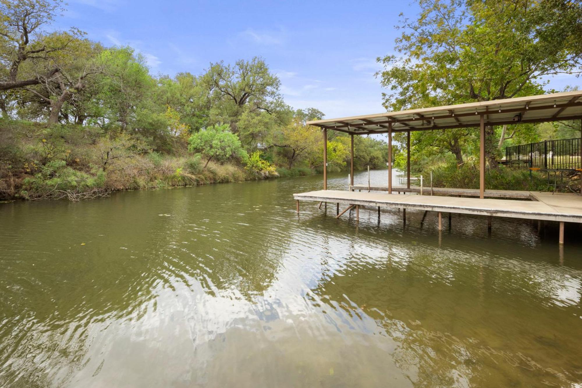 Lake Lbj 4Br Home W/ Boat Deck, Huge Yard Хорсшу-Бей Екстер'єр фото